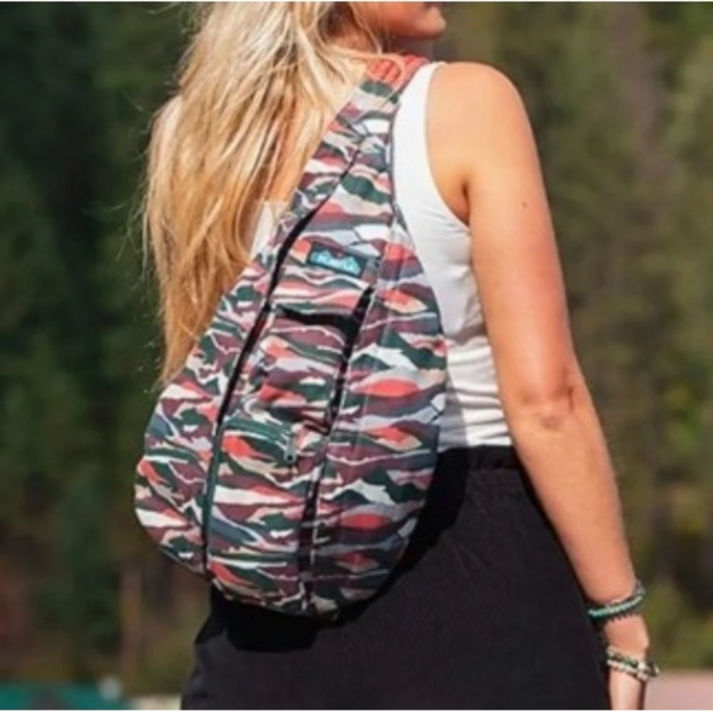 Kavu Rope Bag Sling Pack Canvas Discontinued Color: Rolling Hills (Multicolor) - Picture 10 of 10
